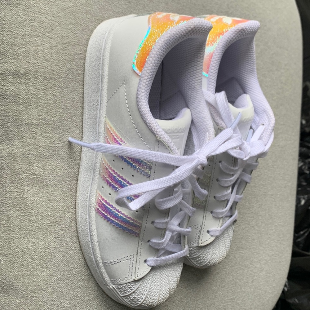 EUC Size 2 Adidas Sneakers